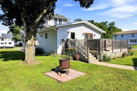 210 Walnut Street Tipton IA 52772