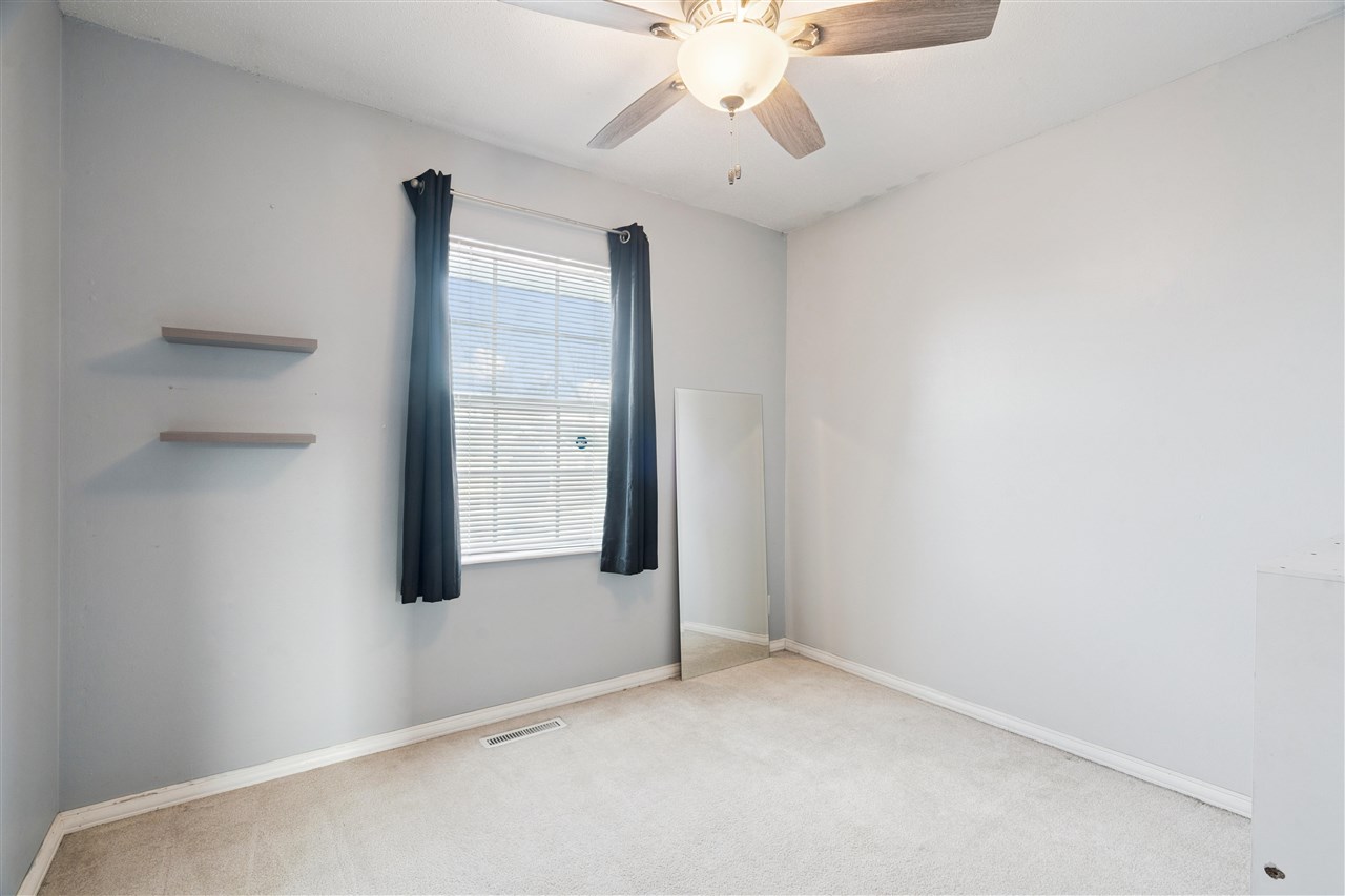 6319 Eastview Avenue SW Cedar Rapids IA 52404