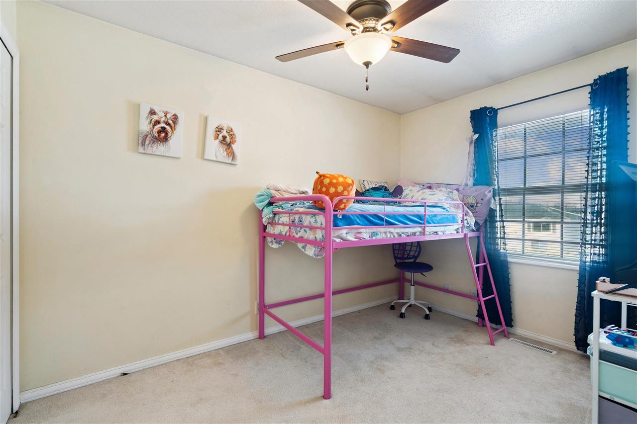 6319 Eastview Avenue SW Cedar Rapids IA 52404