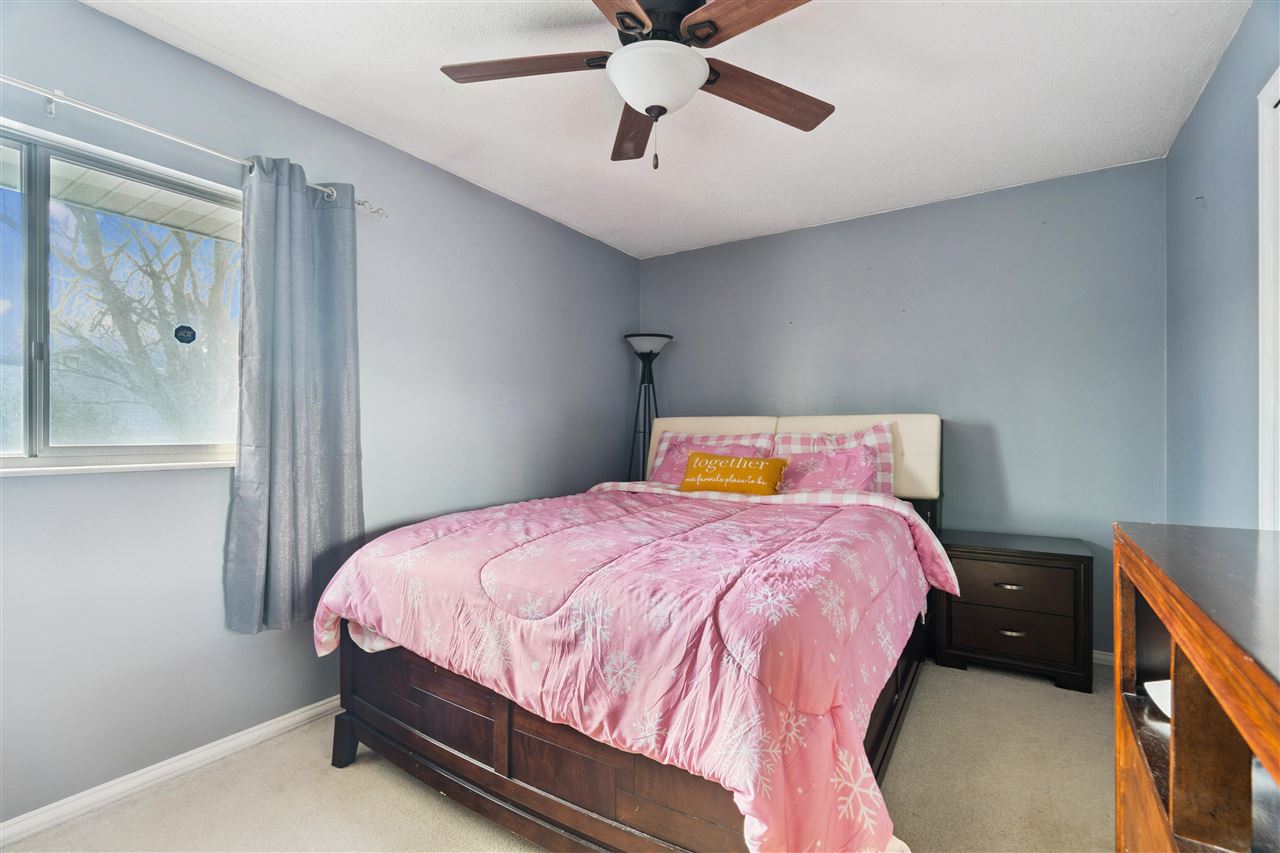 6319 Eastview Avenue SW Cedar Rapids IA 52404