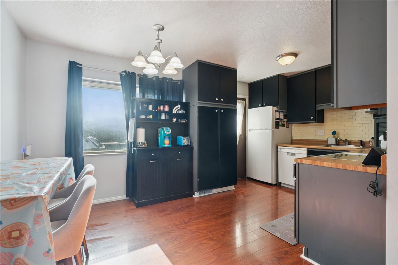6319 Eastview Avenue SW Cedar Rapids IA 52404