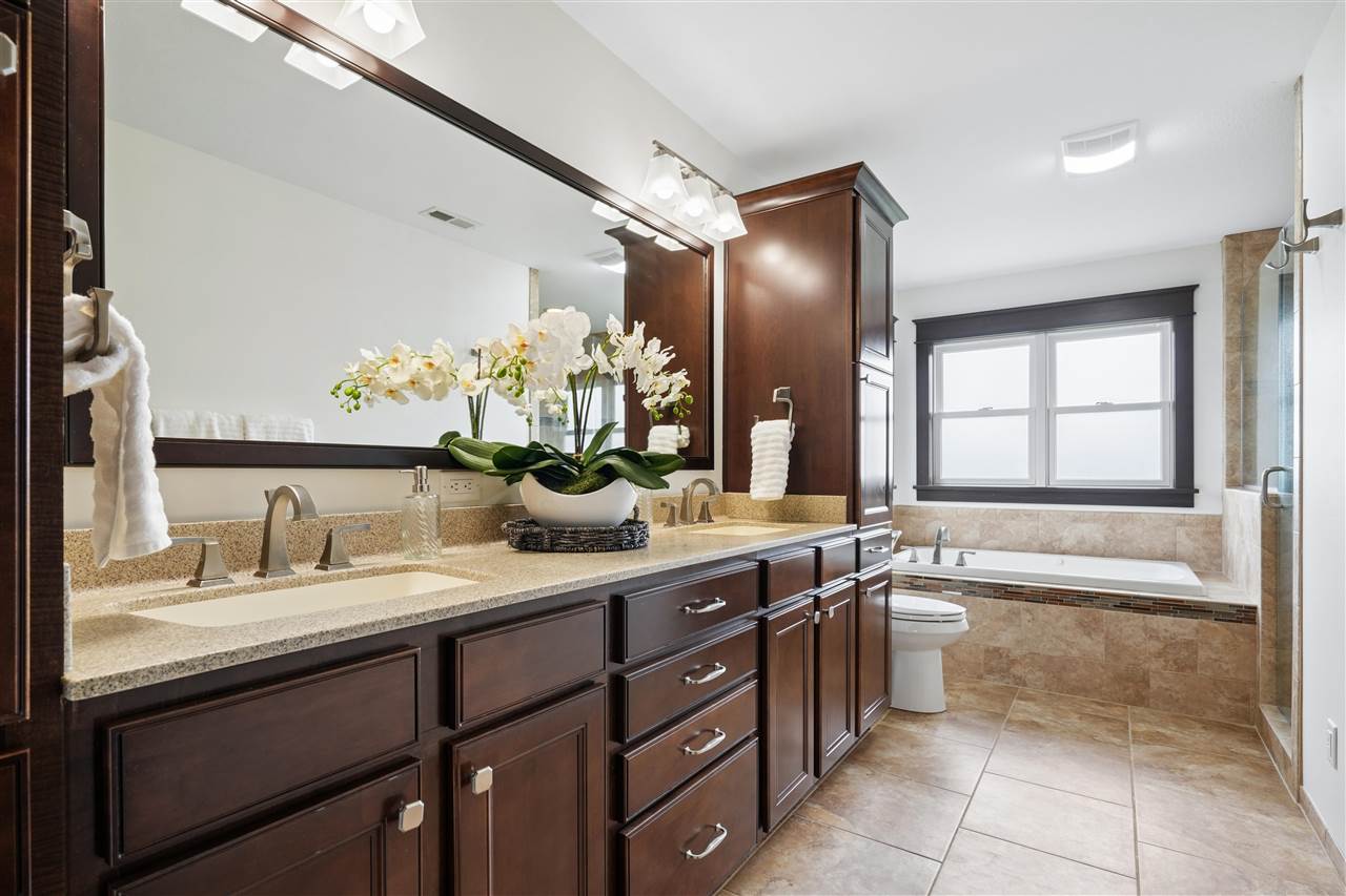 2004 Dempster Drive Coralville IA 52241