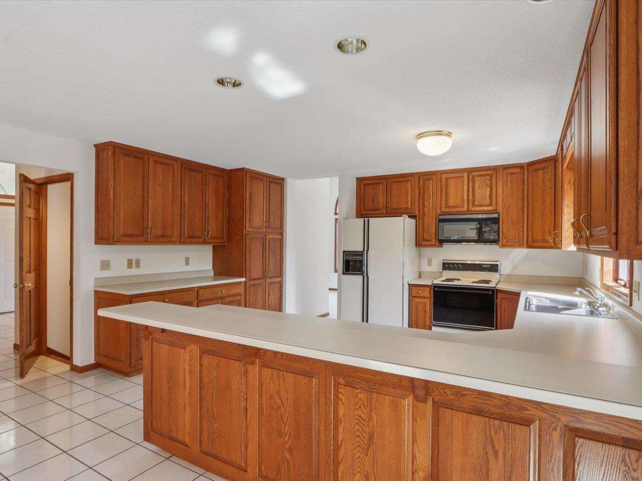 508 Saint Thomas Court Iowa City IA 52245