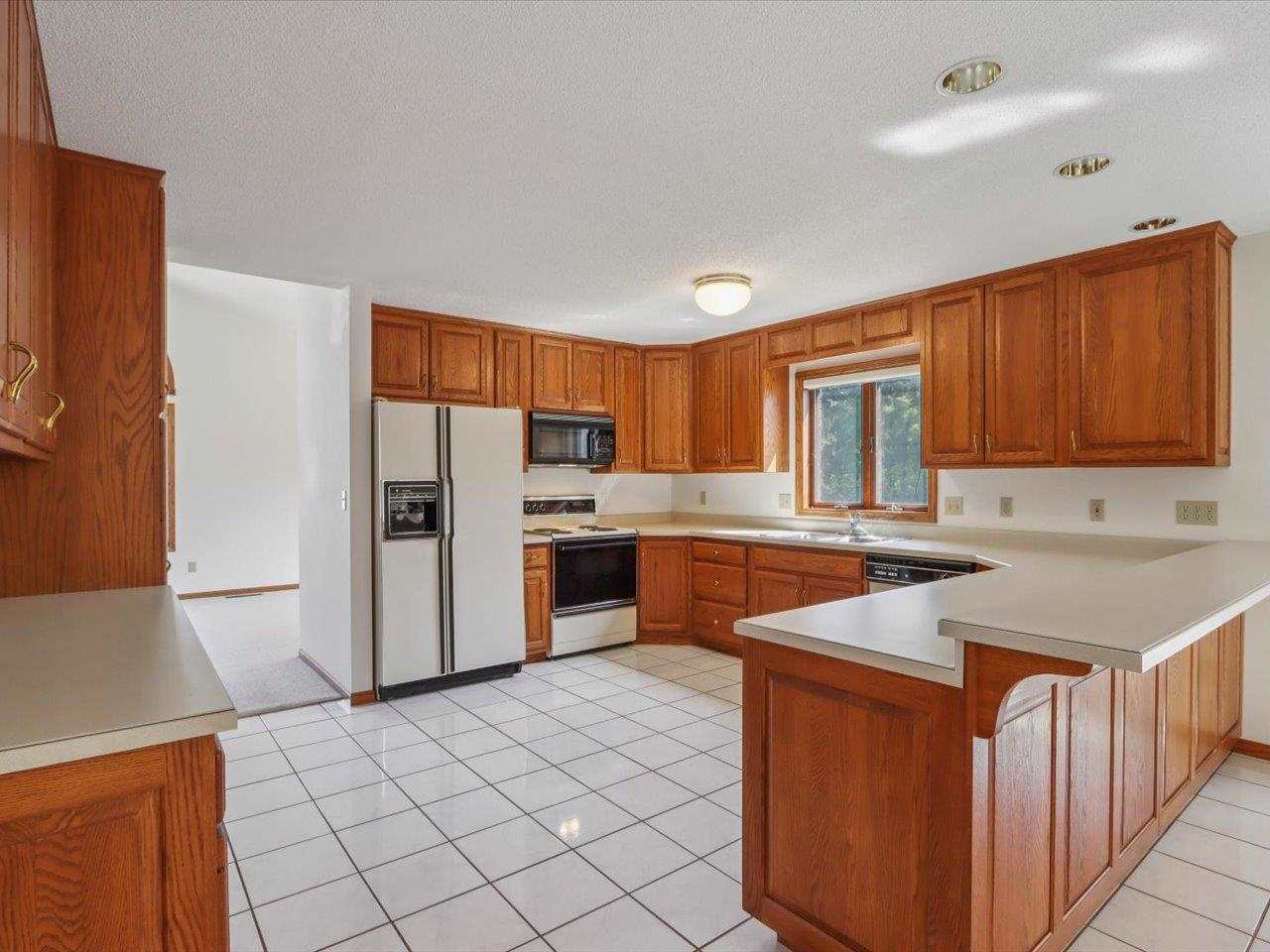 508 Saint Thomas Court Iowa City IA 52245