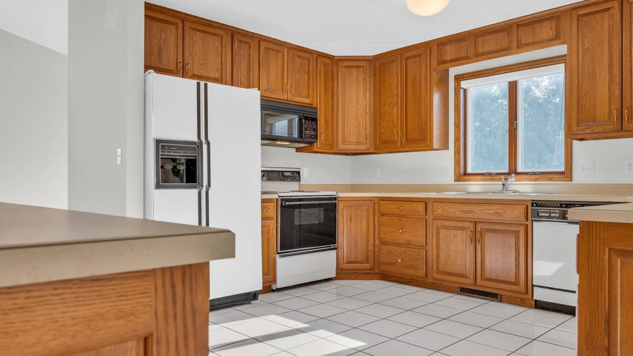 508 Saint Thomas Court Iowa City IA 52245