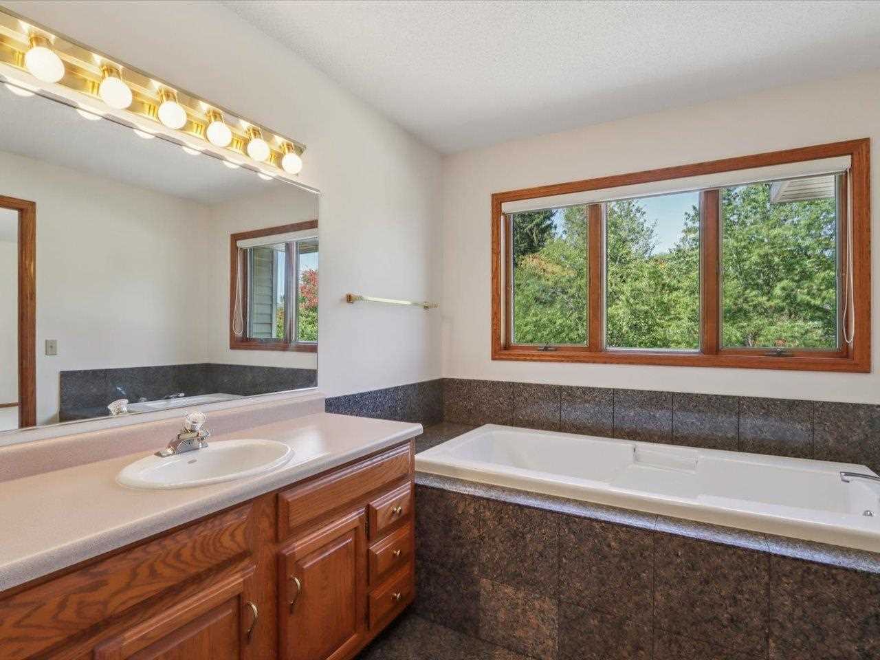 508 Saint Thomas Court Iowa City IA 52245