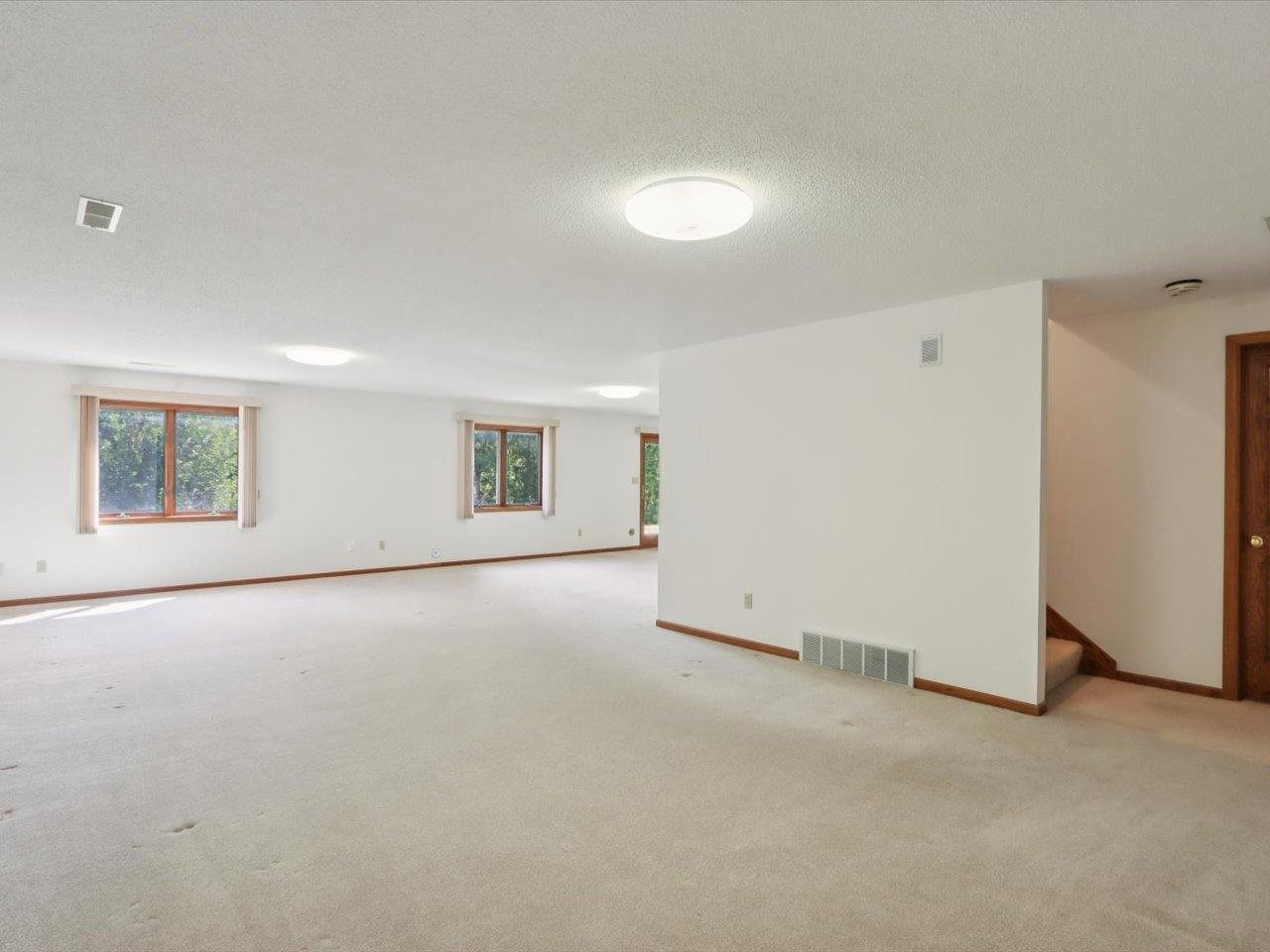 508 Saint Thomas Court Iowa City IA 52245