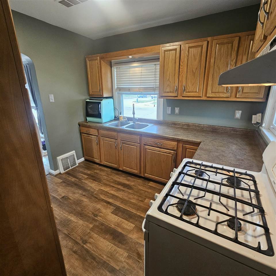 359 15th Avenue SW Cedar Rapids IA 52404