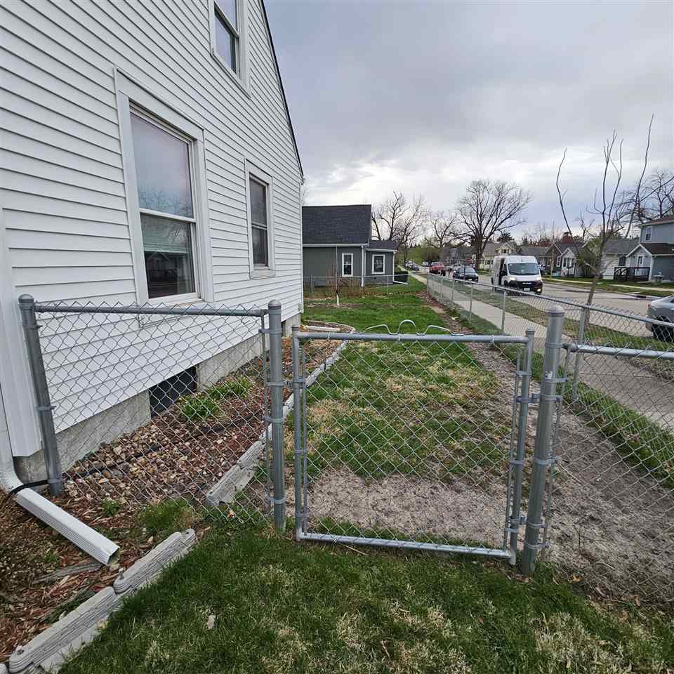 359 15th Avenue SW Cedar Rapids IA 52404