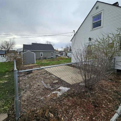 359 15th Avenue SW Cedar Rapids IA 52404