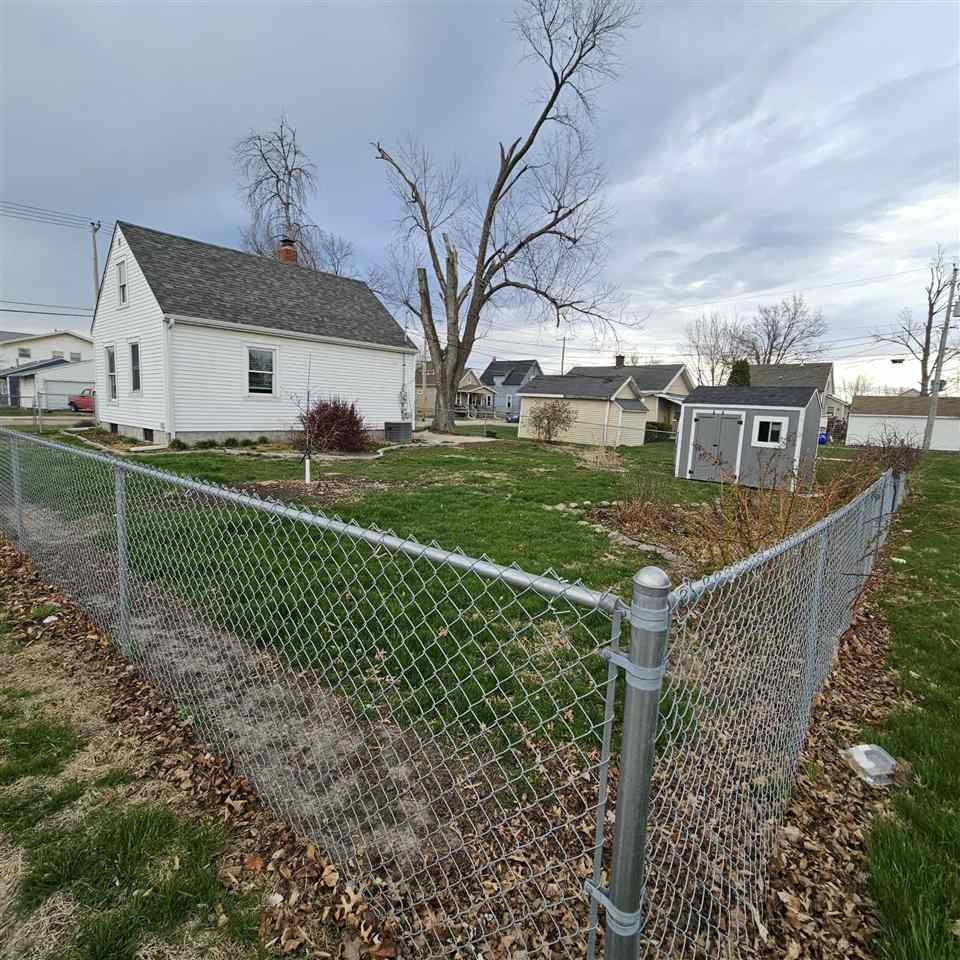 359 15th Avenue SW Cedar Rapids IA 52404