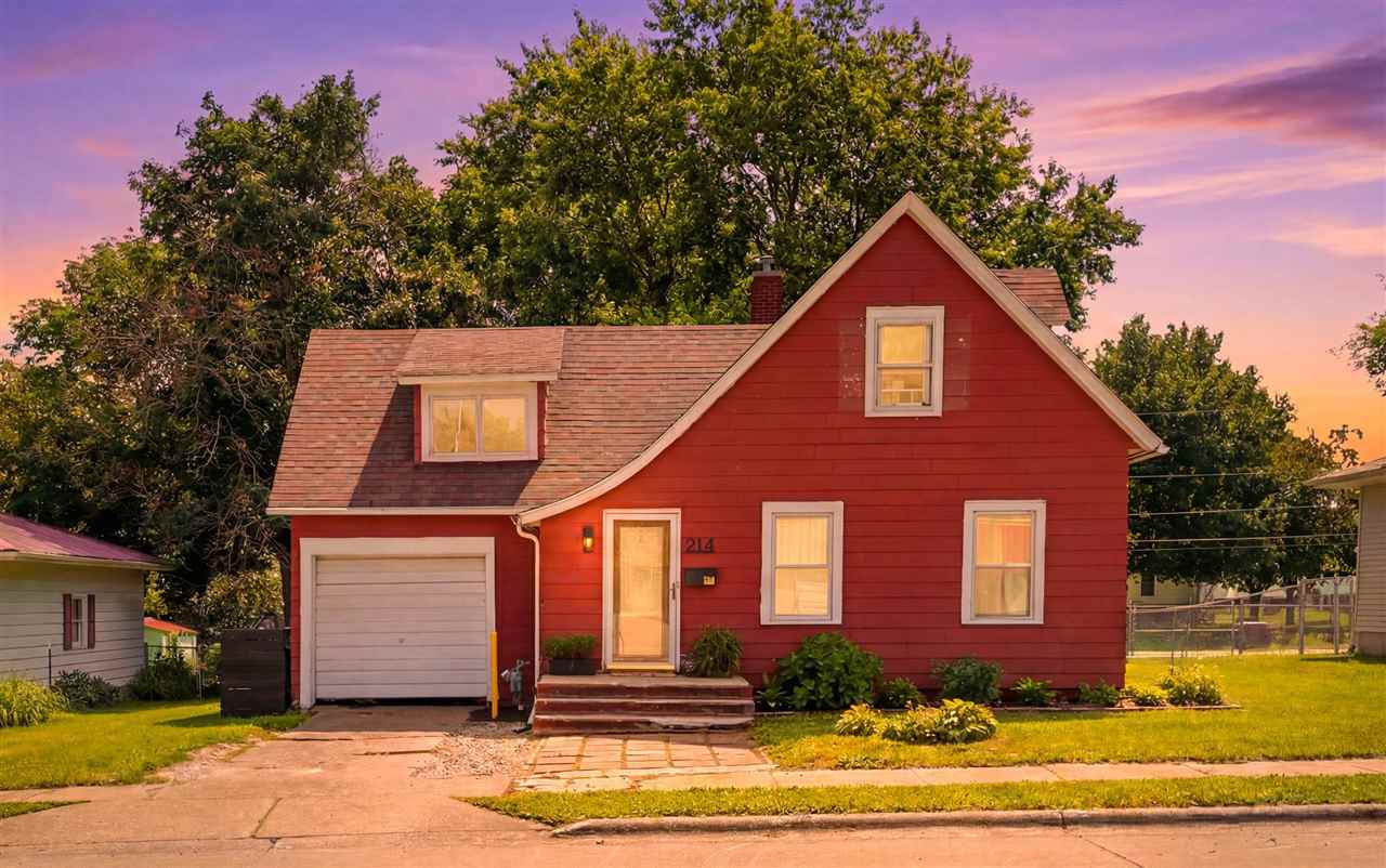 914 S 2nd Avenue Washington IA 52353
