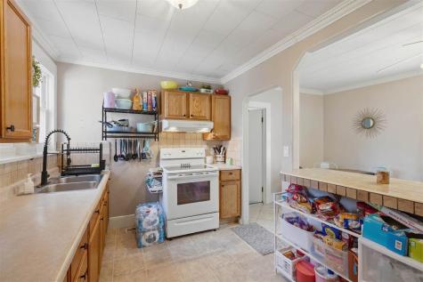 914 S 2nd Avenue Washington IA 52353