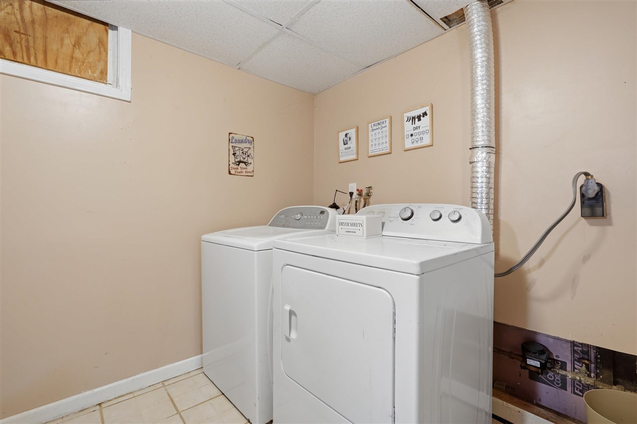 914 S 2nd Avenue Washington IA 52353