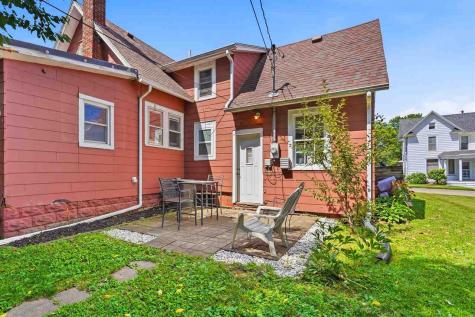 914 S 2nd Avenue Washington IA 52353