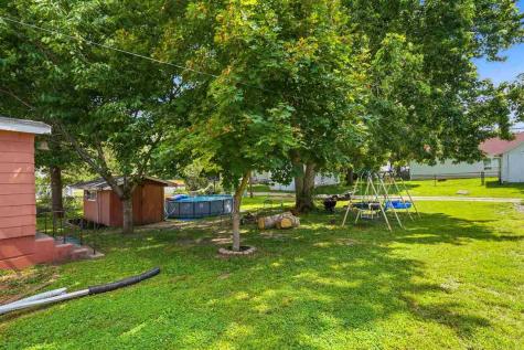 914 S 2nd Avenue Washington IA 52353