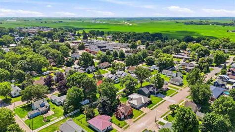 914 S 2nd Avenue Washington IA 52353