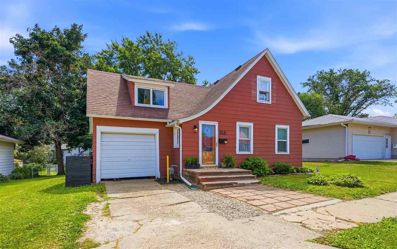 914 S 2nd Avenue Washington IA 52353