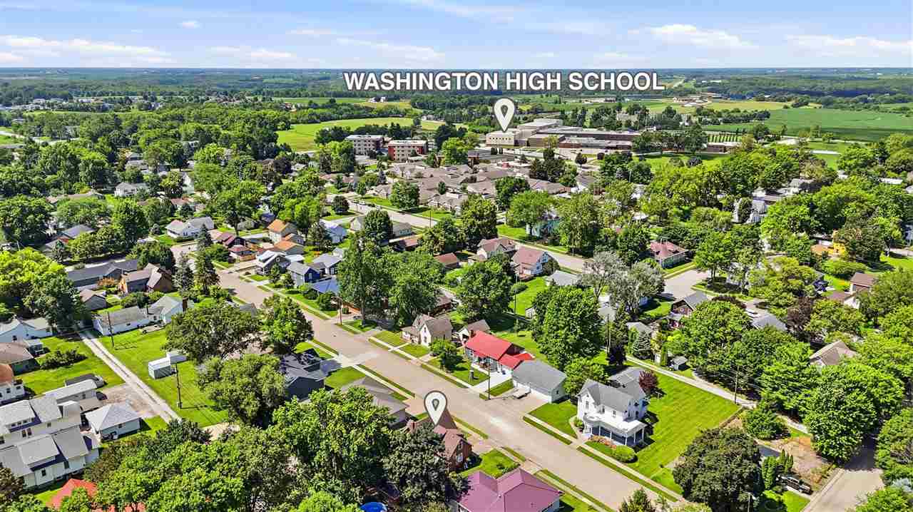 914 S 2nd Avenue Washington IA 52353
