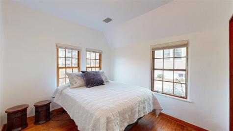 1322 Muscatine Avenue Iowa City IA 52240
