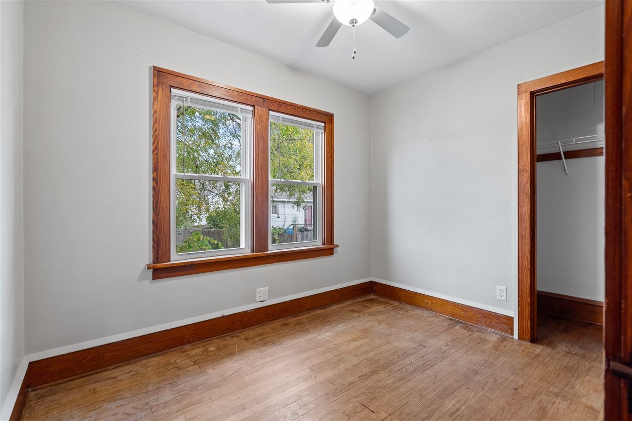 1857 E Avenue NE Cedar Rapids IA 52402