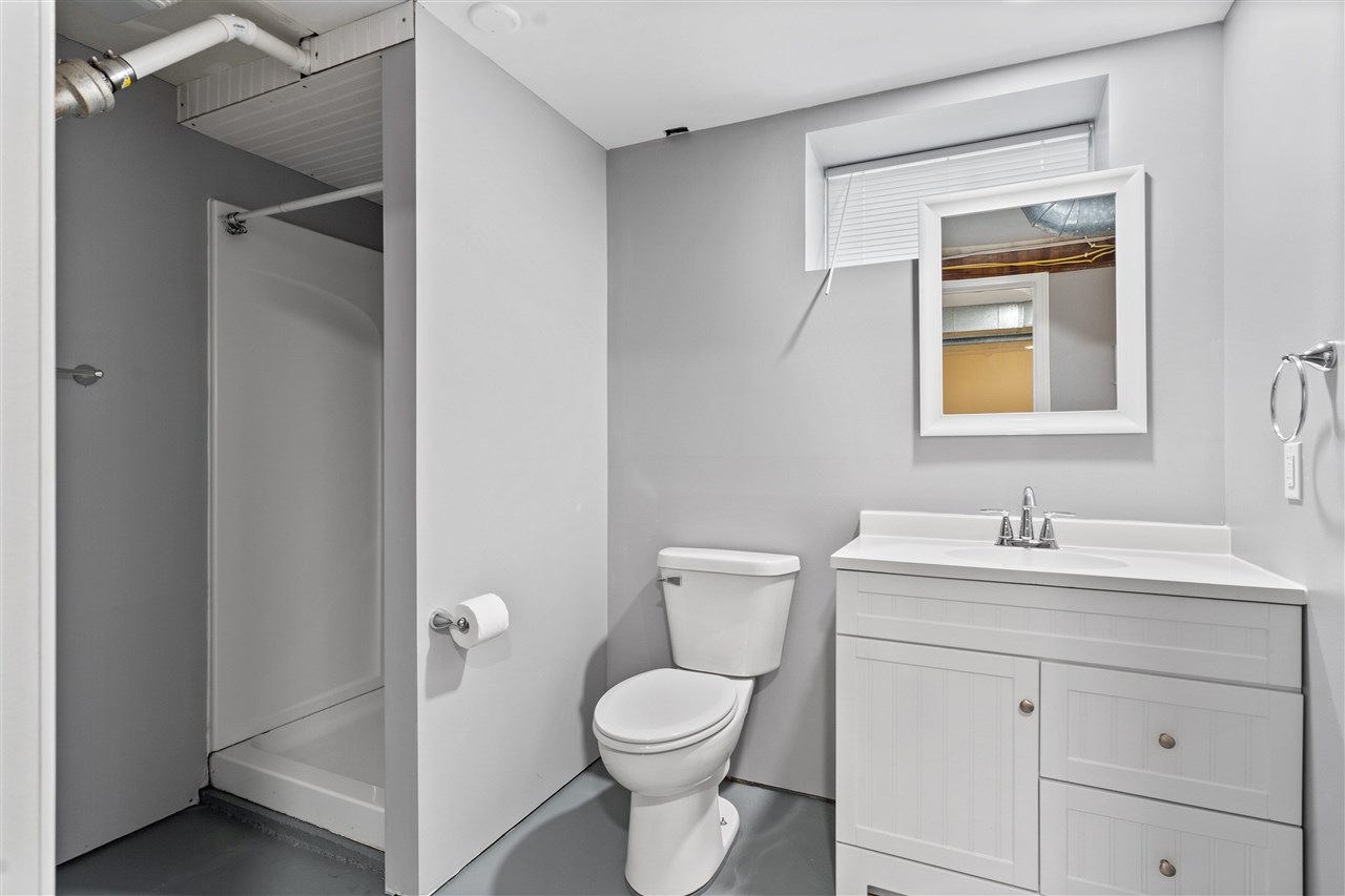 1857 E Avenue NE Cedar Rapids IA 52402