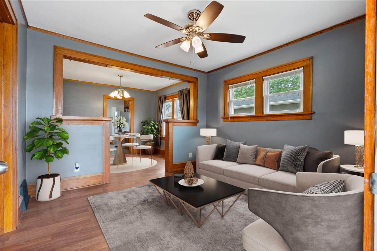 1857 E Avenue NE Cedar Rapids IA 52402