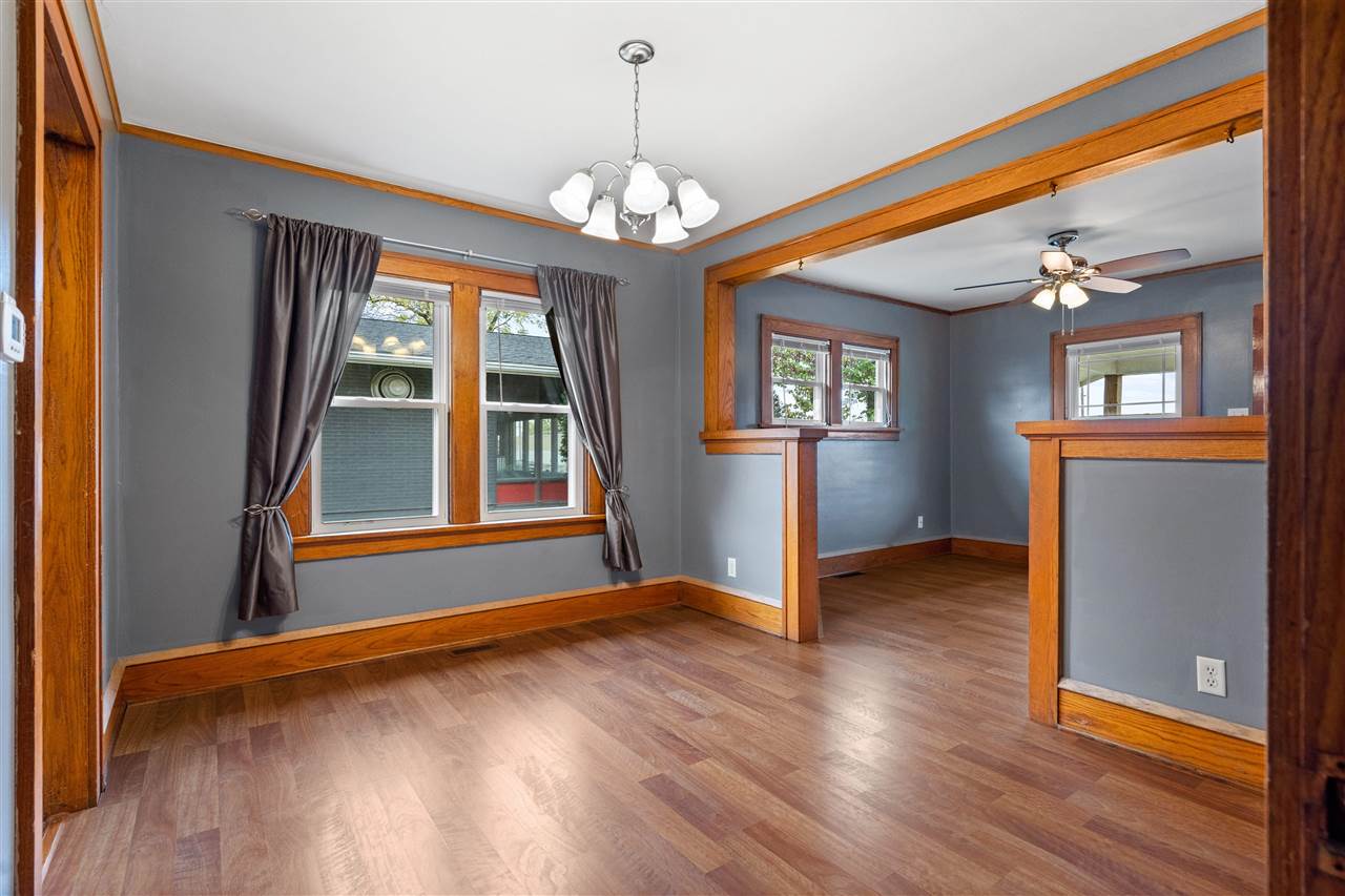 1857 E Avenue NE Cedar Rapids IA 52402