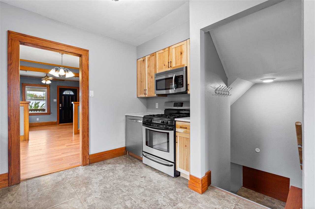 1857 E Avenue NE Cedar Rapids IA 52402