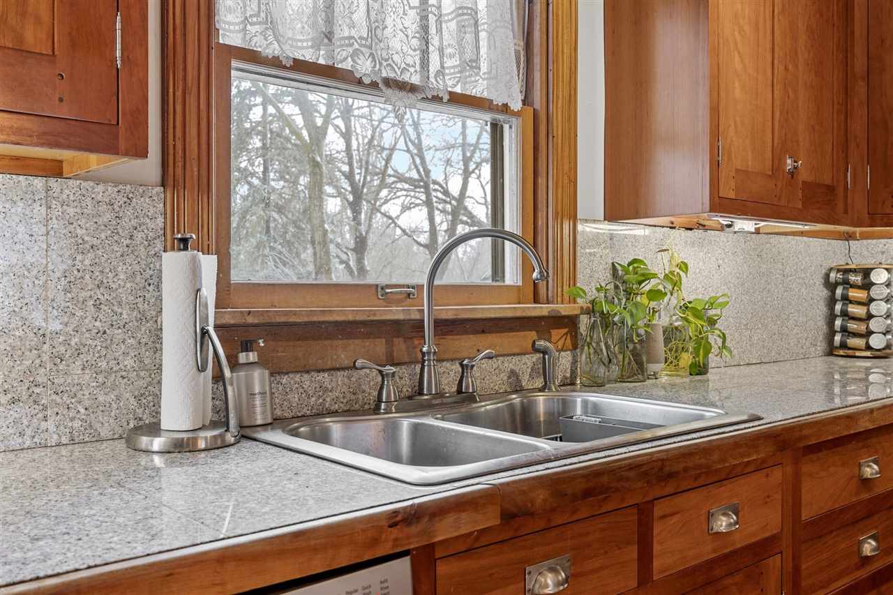 725 S Summit Street Iowa City IA 52240