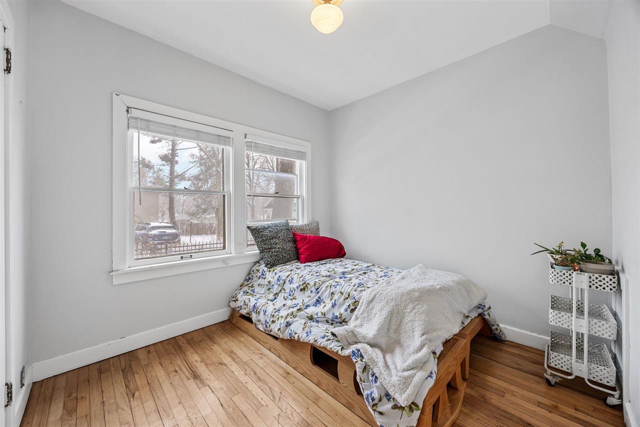 725 S Summit Street Iowa City IA 52240