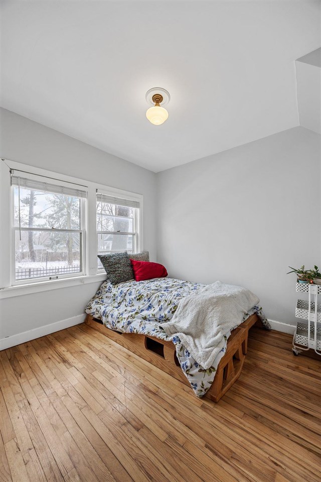 725 S Summit Street Iowa City IA 52240