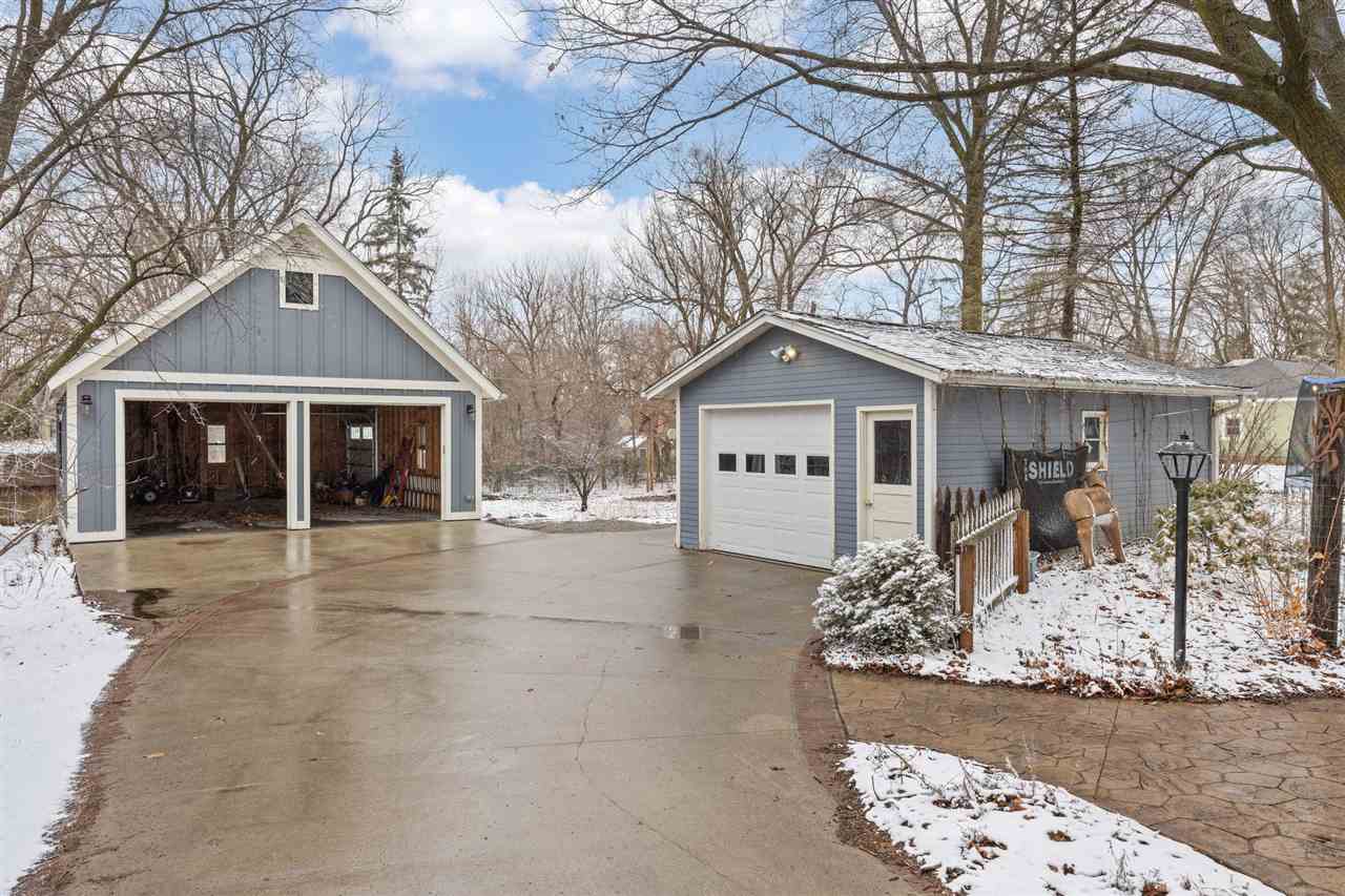 725 S Summit Street Iowa City IA 52240