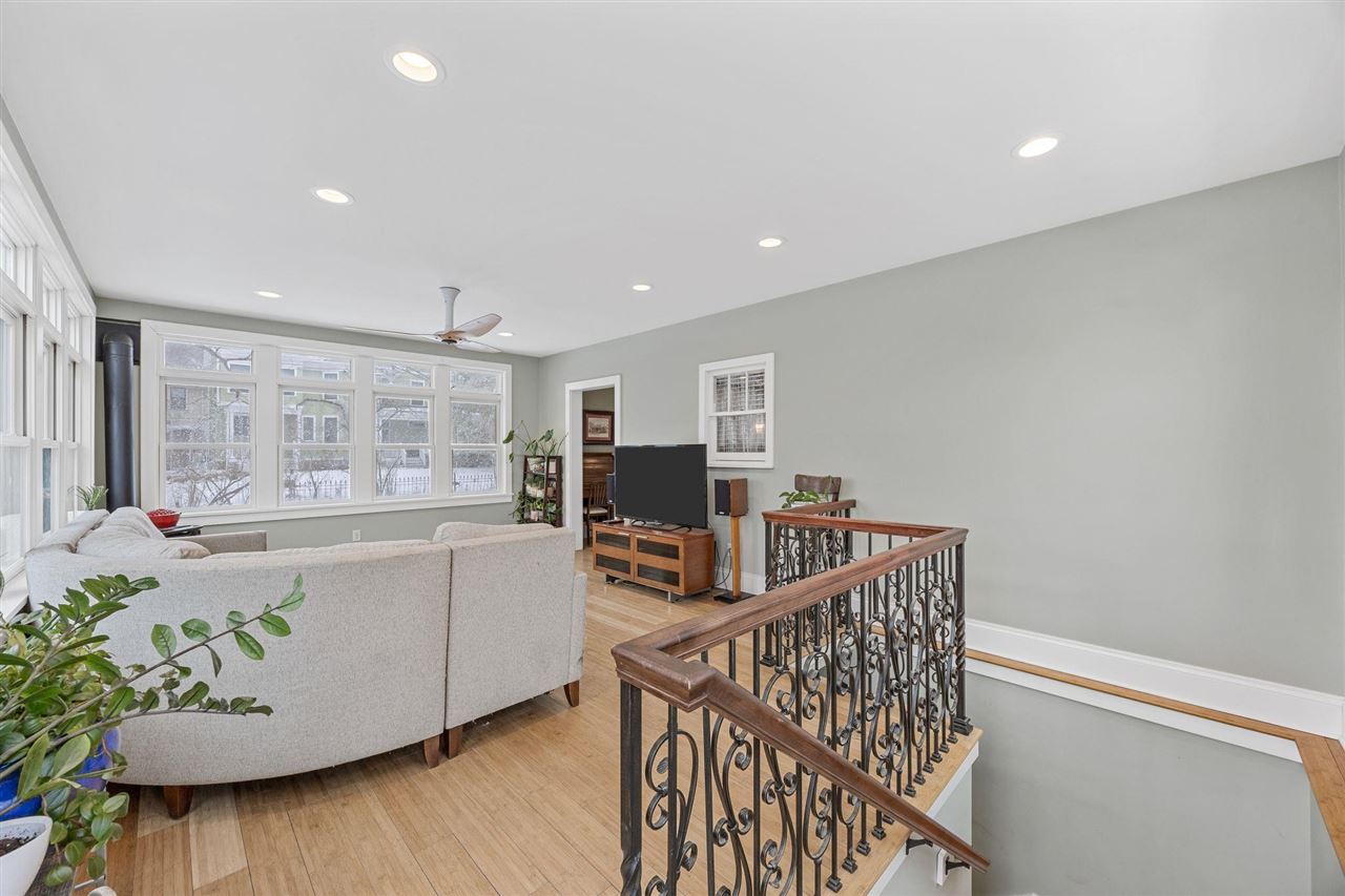 725 S Summit Street Iowa City IA 52240