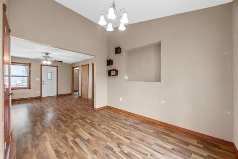 1000 Stinocher Street Solon IA 52333