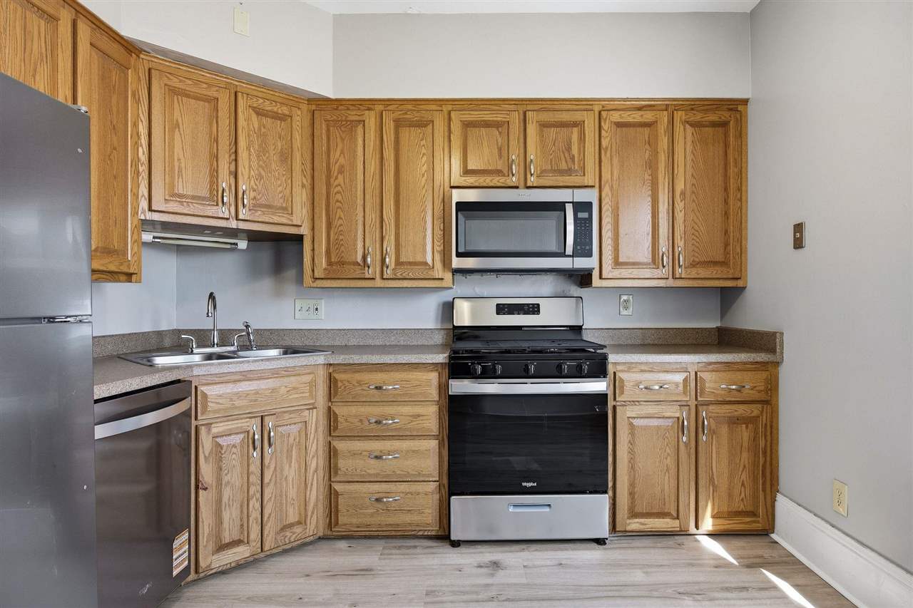 818 10th Avenue SW Cedar Rapids IA 52404