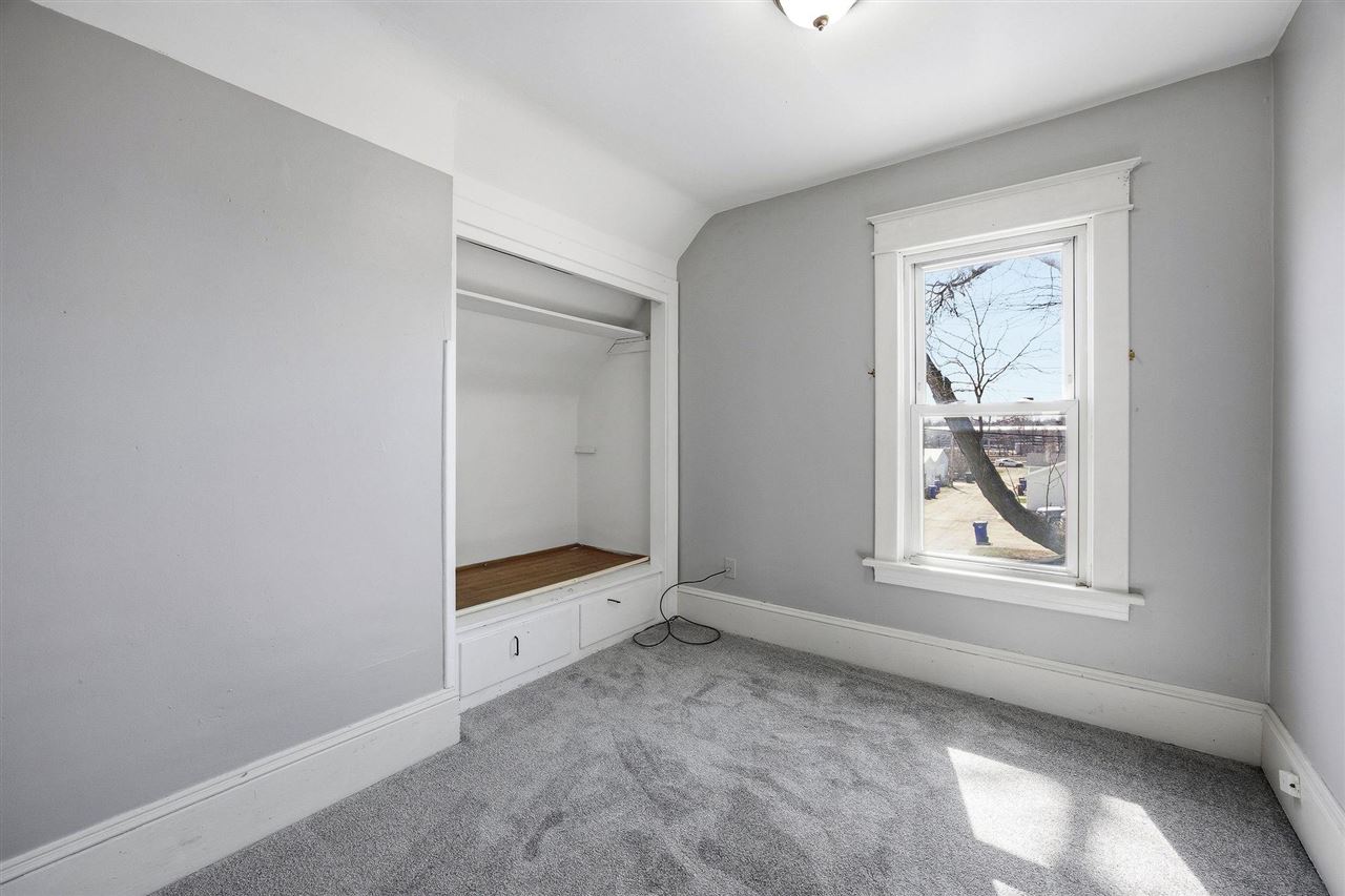 818 10th Avenue SW Cedar Rapids IA 52404