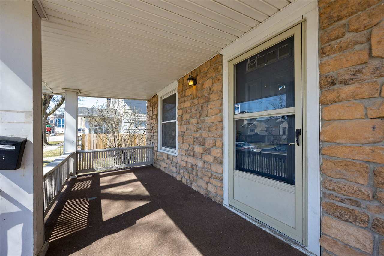 818 10th Avenue SW Cedar Rapids IA 52404