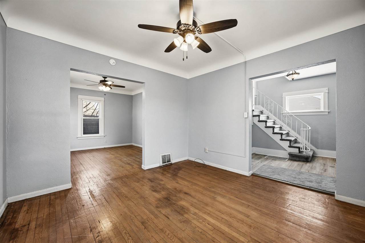 818 10th Avenue SW Cedar Rapids IA 52404