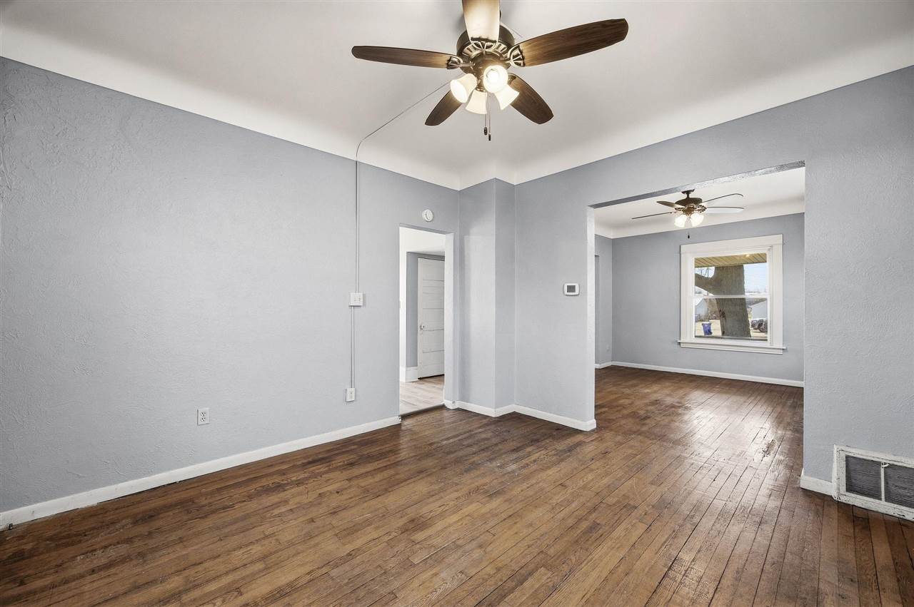 818 10th Avenue SW Cedar Rapids IA 52404