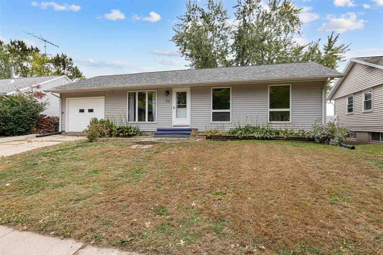 32 Regal Lane Iowa City IA 52240
