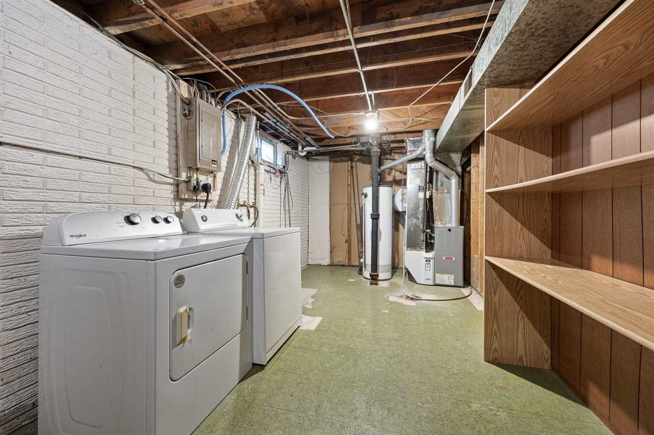 32 Regal Lane Iowa City IA 52240