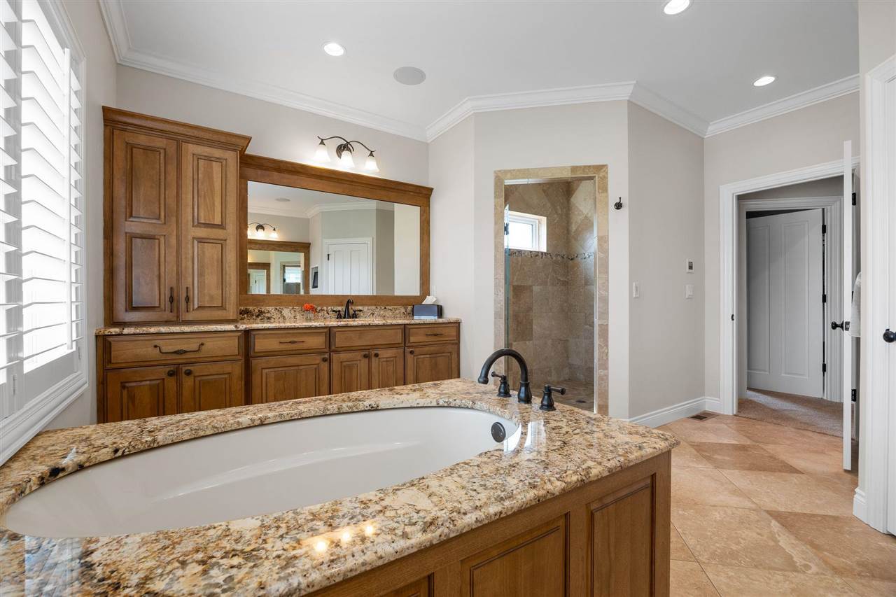 170 Auburn East Lane Coralville IA 52241