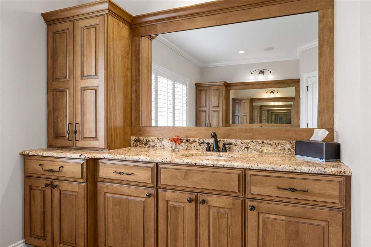 170 Auburn East Lane Coralville IA 52241