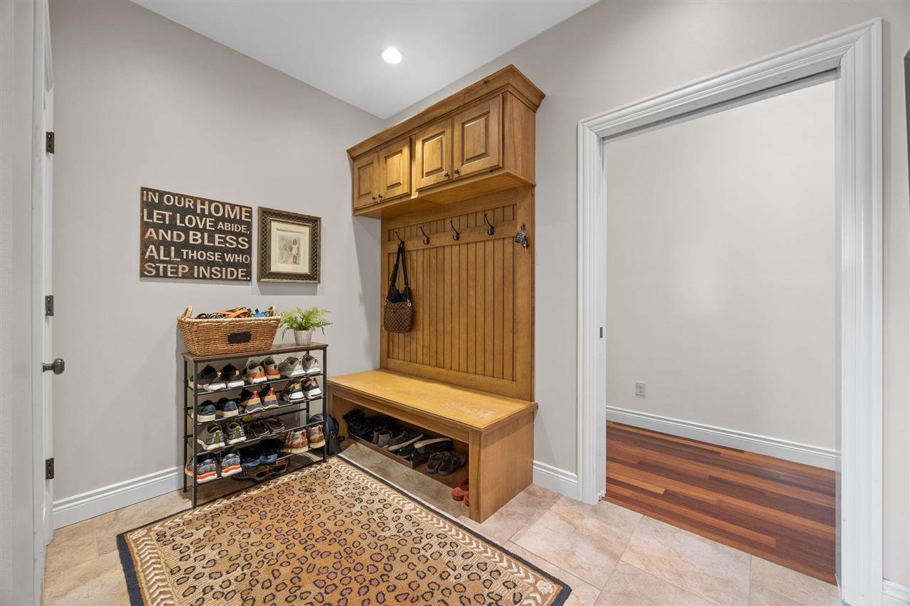 170 Auburn East Lane Coralville IA 52241