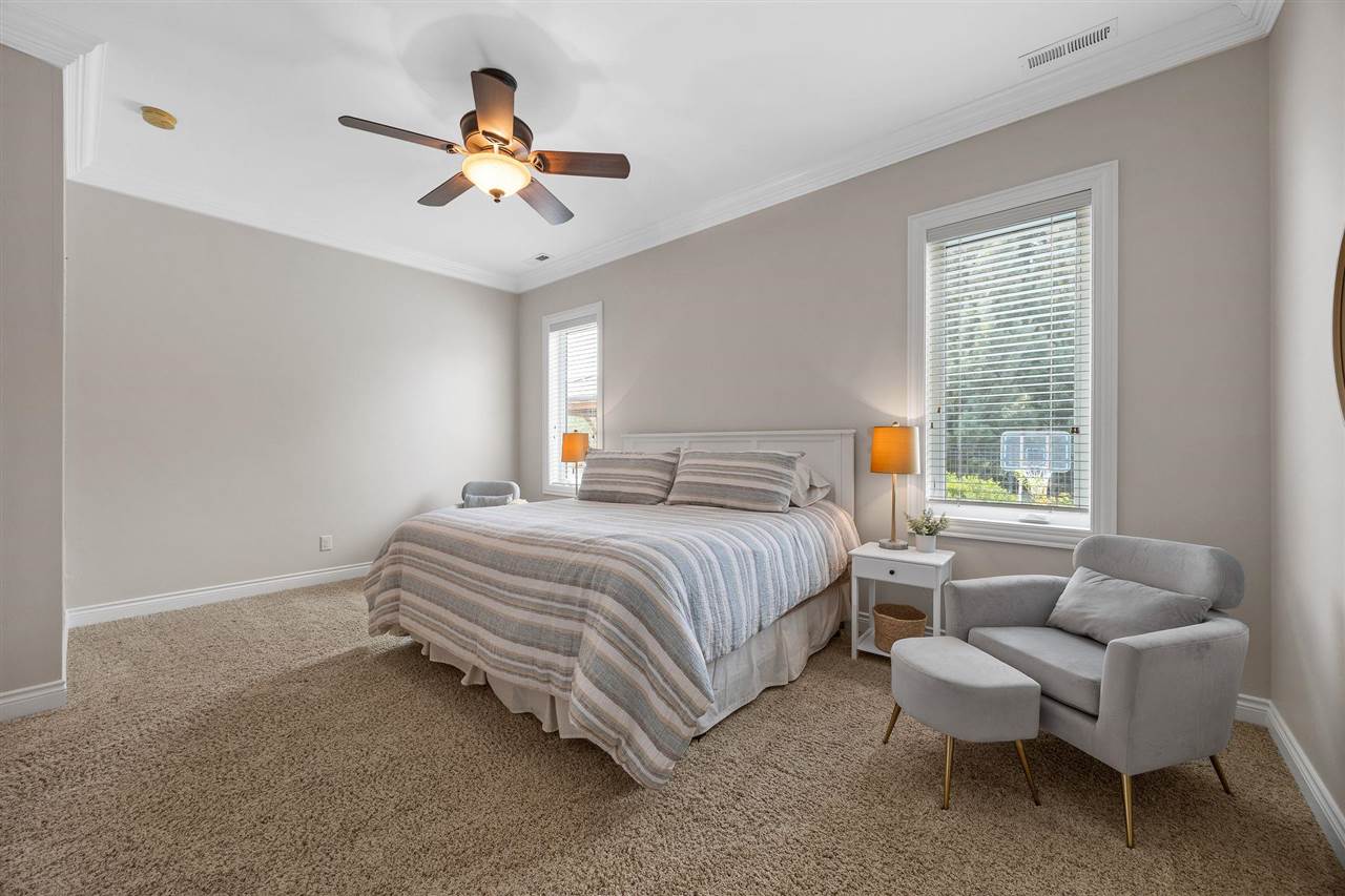 170 Auburn East Lane Coralville IA 52241