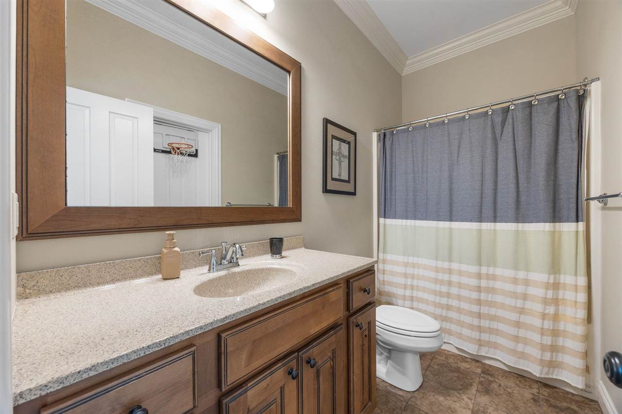 170 Auburn East Lane Coralville IA 52241
