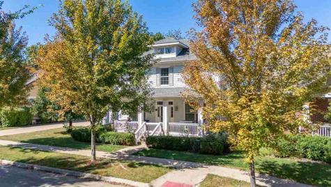 720 Walker Circle Iowa City IA 52245