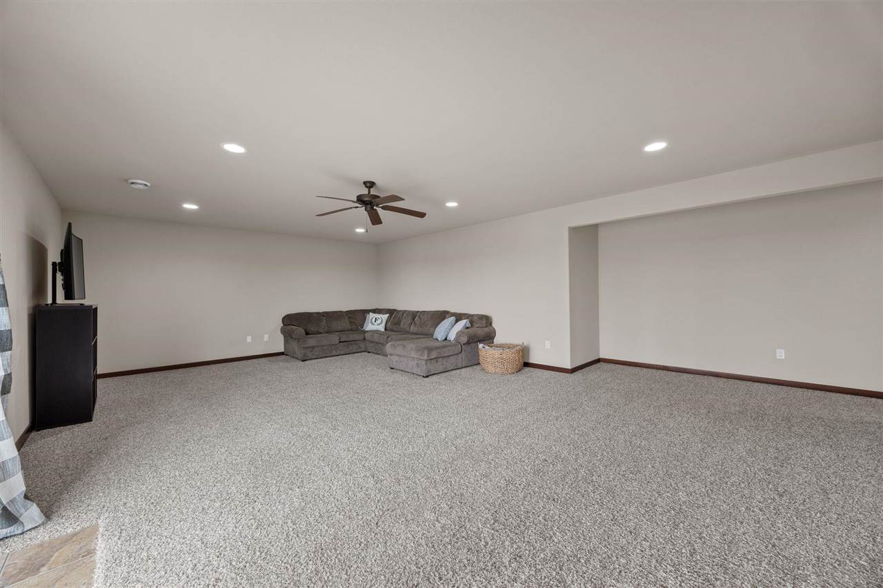 1705 Silver Maple Trail North Liberty IA 52317