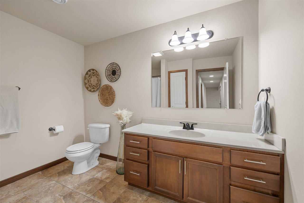 1705 Silver Maple Trail North Liberty IA 52317